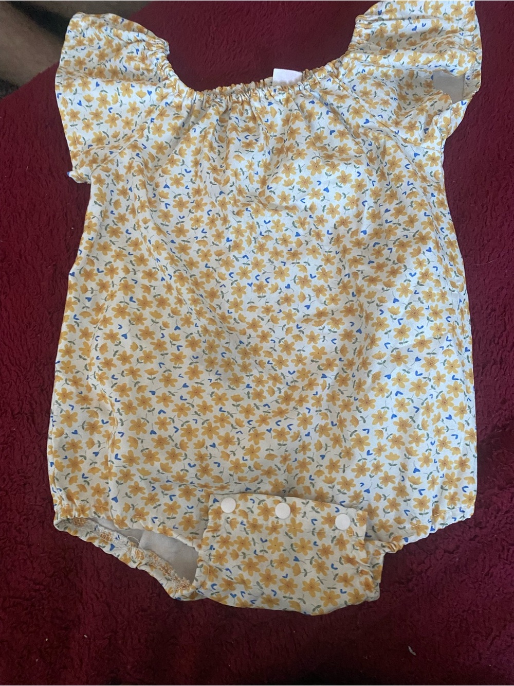 SHEIN Yellow and White Floral Baby Romper